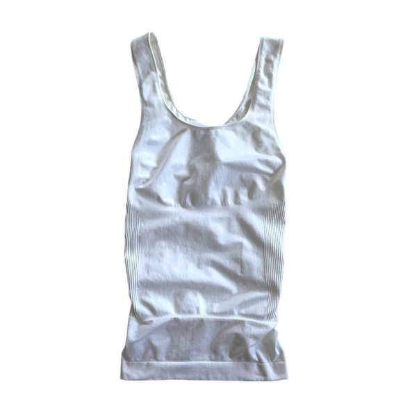 Blanqi Everyday Maternity Belly Support Tank Top in White S - Picture 4 of 9